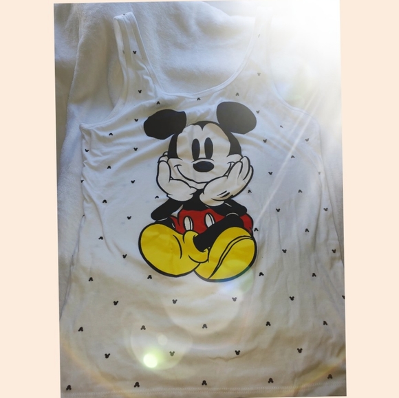 Shirt - Picture 1 of 1